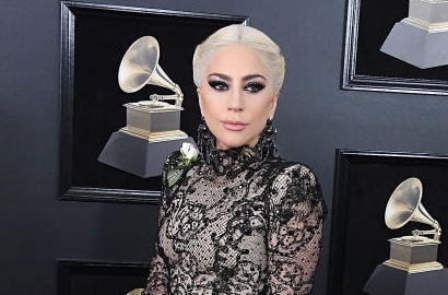 Rayakan Satu Dekade Lagu Debut 'Just Dance', Lady GaGa Merasa Emosional