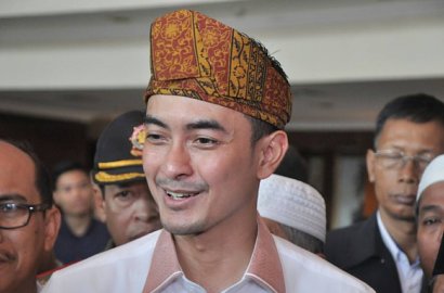 Zumi Zola Resmi Ditahan Terkait Kasus Suap, Netter Kembali Singgung Soal Karma