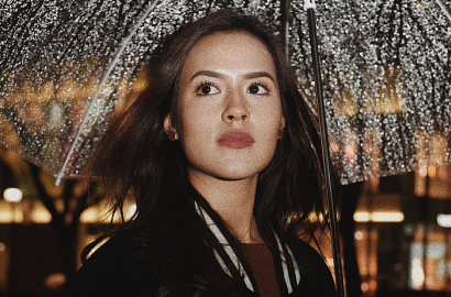 Mendadak Muncul, Suara 'Misterius' di Video Raisa Ini Bikin Netter Penasaran