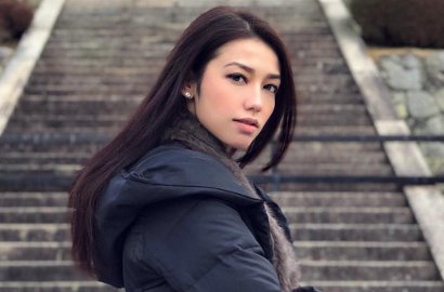 Velove Vexia Sederhana Berkacamata, Netter: Seksi Tak Harus Berbikini