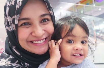 Shireen Sungkar Bahagia Ceritakan Tingkah Lucu Adam & Hawa