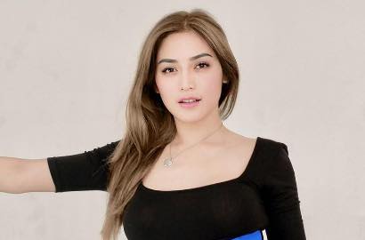 Pose Duduk Mengangkang, Jessica Iskandar Lagi-Lagi Tuai Cibiran