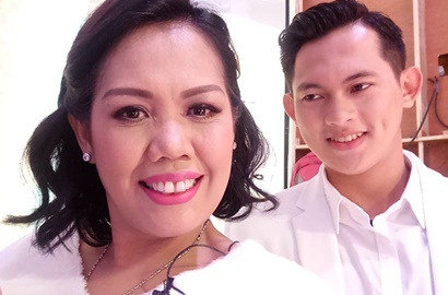 Foto Edit Undangan Beredar, Ely Sugigi Juga Lakukan Prewedding Kedua