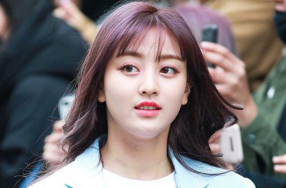 Twice Perform 'What is Love?' di 'Music Bank', Kecantikan Jihyo Jadi Sorotan