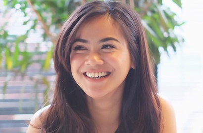 Difoto Candid saat Jumpa Fans 'Orang Ketiga', Indah Indriana Dipuji Cantik dan Imut