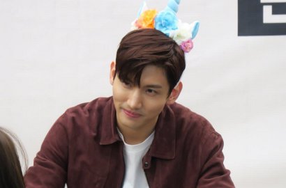 Dipaksa Jadi Idol Kekinian Pakai Bando Hingga Mahkota Bunga, Galaknya Changmin Bikin Ngakak