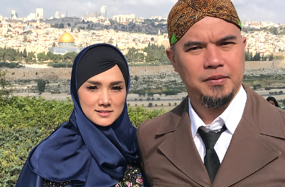 Mulan Nangis-Nangis Tak Ikut Temani Sidang, Ahmad Dhani Akui Ibunya Juga Sedih Hingga Diare