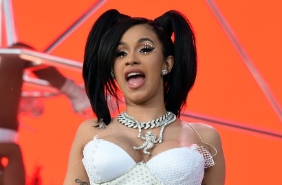 Hamil Besar, Cardi B Nekat 'Twerking' di Coachella