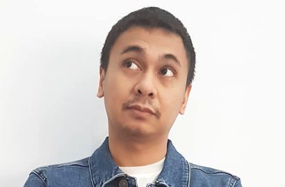 Ngefans Nella Kharisma Hingga 'Ngidam' Foto Bareng, Raditya Dika Digoda Netter