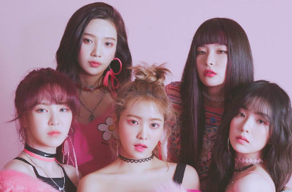 Tampil Cantik di Foto-Foto Promosi Brand Kosmetik, Red Velvet Tuai Pujian