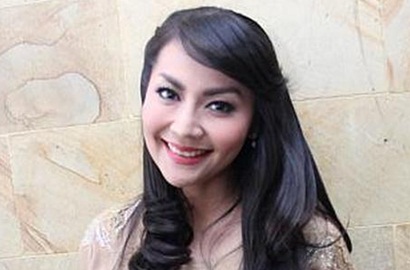 Bantah Digadaikan, Tessa Kaunang Ogah Keluarkan Surat Rumah Takut Dibawa Kabur Sandy?
