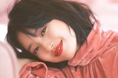 Makin Cantik, Suzy Bikin Meleleh Tebar Senyum di Iklan Kosmetik Ini