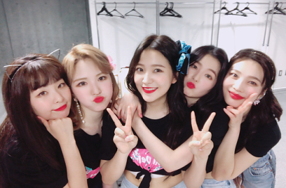 Sibuk Syuting 'Great Seducer', Bahagianya Joy Dikunjungi Red Velvet