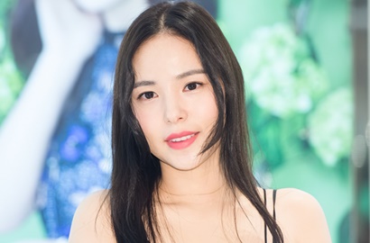 Jalani Pemotretan Tanpa Taeyang, Cantiknya Min Hyo Rin Bikin Terpukau