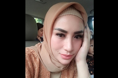Shinta Bachir Jual Pakaian Seksi dan Berhijab, Ini Tanggapan Netter