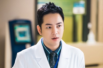 Setelah Anak Band, Jang Geun-suk Nyamar Menjadi Dokter di 'Switch'
