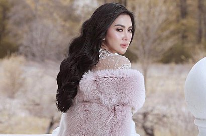 Nikmati Suasana Romania, Penampilan Cantik Syahrini Banjir Pujian