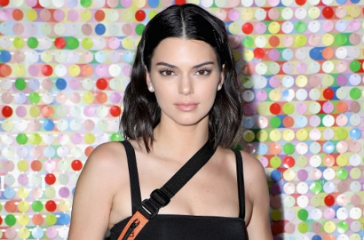 Gara-Gara Kendall Jenner, Oplas Payudara Jadi Tren