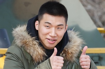 Susul Taeyang, Daesung Resmi Rampungkan Latihan Dasar Militer