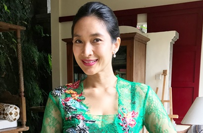 Pakai Gaun Tertutup di Pemotretan Kehamilan, Happy Salma Dipuji Anggun