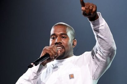 Kejutkan Penggemar, Kanye West Bakal Rilis Dua Album Sekaligus