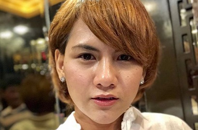 Belajar Berhijab, Cantiknya Mantan Istri Aming Bikin Netizen Pangling
