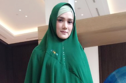 Mulan Jameela Jual Cepat Sepatu Mahal Miliknya, Bangkrut Hingga Butuh Uang?