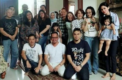 Gadis Kecil Dalam Foto Dikira Anak Jennifer Dunn-Faisal Harris, Shafa Isyaratkan Depresi?