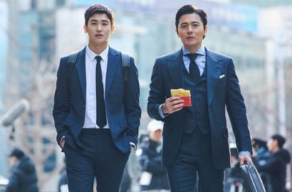 'Suits' Rilis Foto Adegan, Netter Ribut Pilih Hyungsik - Jang Dong Gun Terganteng
