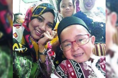 Lepas Hijab dan Dituduh Numpang Tenar, Ini Reaksi Istri Kedua Daus Mini