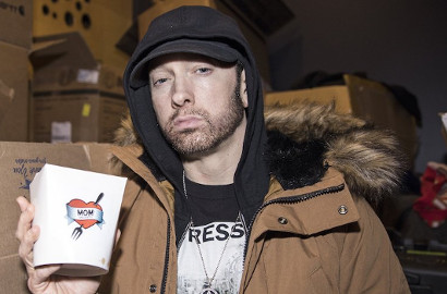 Rayakan 10 Tahun Bebas Alkohol, Eminem Ingin Fokus Berkarya