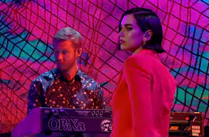 Perdana, Calvin Harris dan Dua Lipa Bawakan 'One Kiss' Secara Live