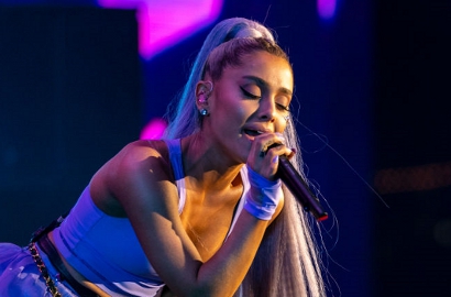 Beri Kejutan, Ariana Grande Mendadak Tampil di Coachella Usai Rilis Single Baru