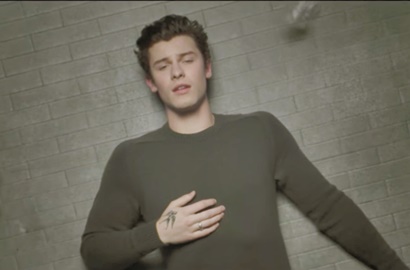 Shawn Mendes Sederhana Tapi Dramatis di MV 'In My Blood'