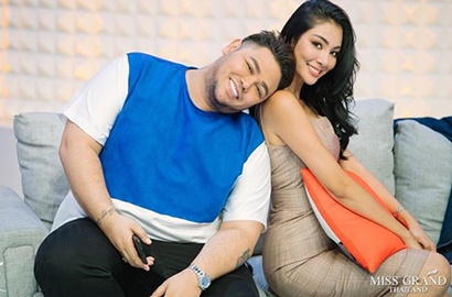 Kekasih Datang, Ivan Siapkan Kejutan Romantis untuk Supaporn Malisorn