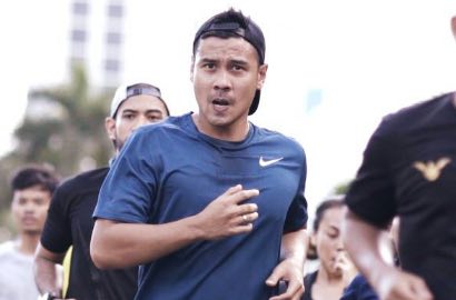 Kaki Sempat Cedera, Chico Jericho Berhasil Selesaikan Lari Marathon di London