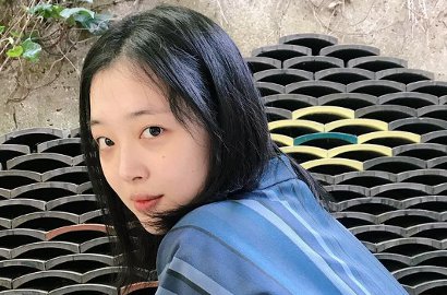 Tuai Cibir Karena Duduk di 'Tokonoma' Saat Liburan di Jepang, Sulli Dibela Netter