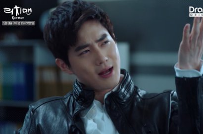 Ganteng Banget, Intip Gaya Keren Suho Naik Motor di Teaser 'Rich Man'