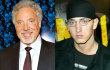 Tom Jones Ingin Duet Bareng Eminem