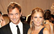 Jude Law dan Sienna Miller Telah Menikah Dengan Upacara Adat Negara Laos