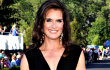 Alami Patah Tangan, Brooke Shields Justru Menahan Sakit Selama Tiga Minggu
