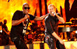 Jay-Z Duet Bareng Chris Martin Saat Konser di New York