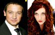Jeremy Renner: Hawkeye dan Black Widow Mungkin Jadi Kekasih di Film 'The Avengers'
