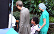 Foto: Halle Berry Tampil Buruk Rupa di Film 'Truth or Dare'