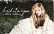Sisi Rapuh Dan Melankolis Avril Lavigne Terungkap di Daftar Track 'Goodbye Lullaby'