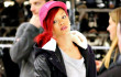Benarkah Rihanna Biseksual?