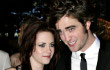 Video: Robert Pattinson Dan Kristen Stewart Gandengan Tangan