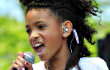 Video: Willow Smith Bawakan Single Ketiga 'Rockstar' di Acara Presiden Barack Obama