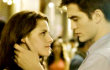 Foto: Ashley Greene Bantu Kristen Stewart Berdandan Untuk Pernikahannya di 'Breaking Dawn'