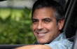 Video: George Clooney Alami Kepanikan di 'The Descendants'